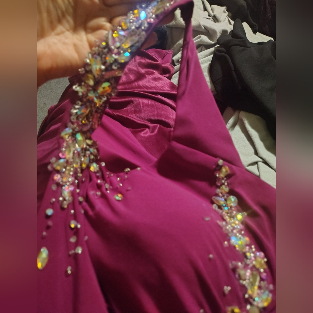 Cache Designer Sheath Dress,One Shoulder Purple, Jeweled Beads, Leg Slit, Long 0 - Picture 14 of 16